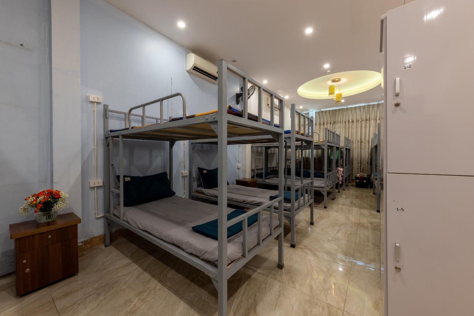 Hanoi Capital House & Travel Esterno foto